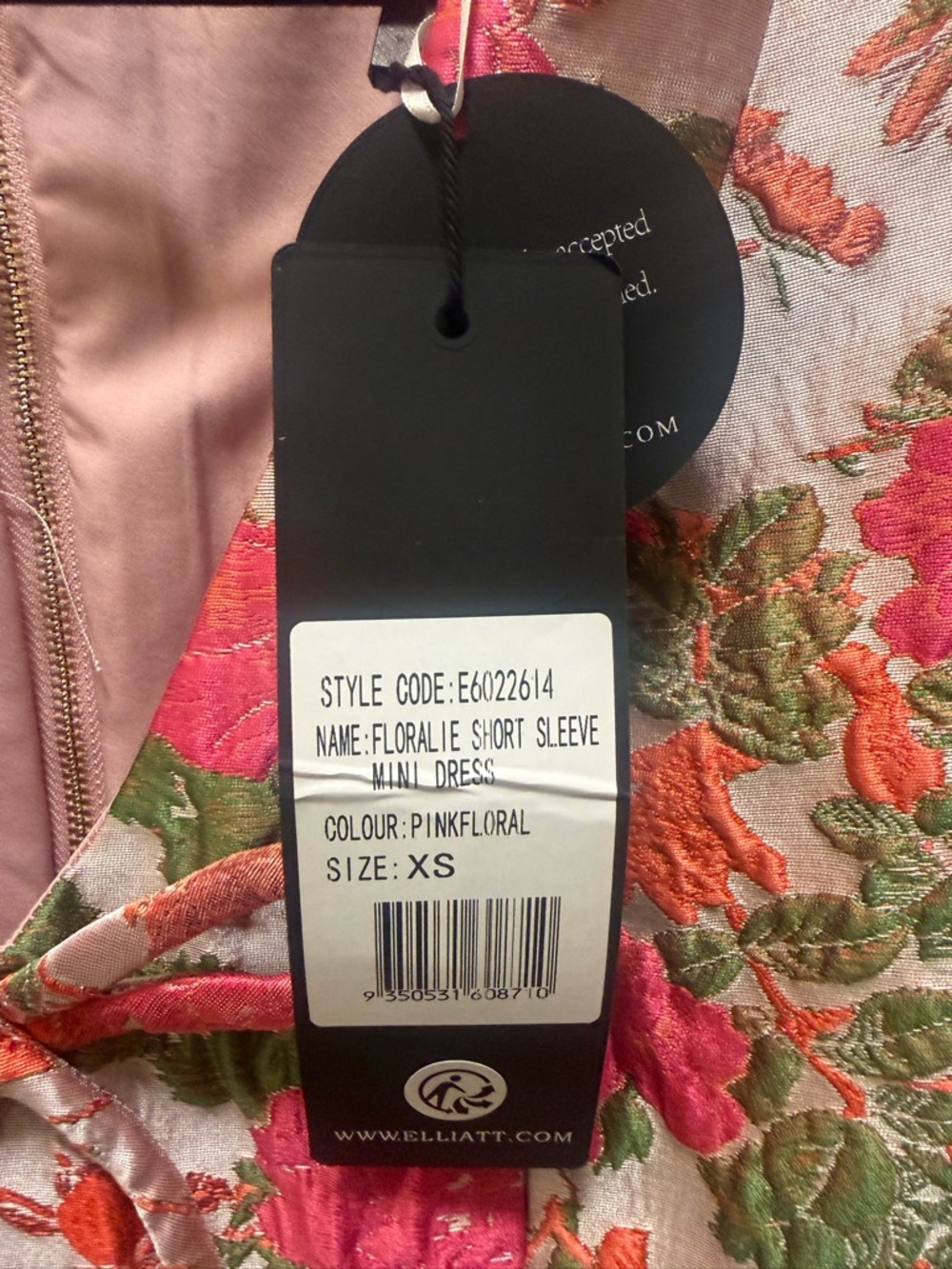 Elliatt Floralie Short Sleeve Mini Dress in Pink Floral size XS NWT Flaw!!! - Picture 6 of 7